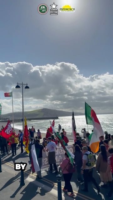 Ghlac baill Misneach agus Éirígí, in éineacht lenár gcomrádaithe in Mudiad Eryr Wen, páirt i Mórshiúl Neamhspleáchais Cymru in Aberystwyth le déanaí.

— 🏴󠁧󠁢󠁷󠁬󠁳󠁿 🇮🇪 —

Members of Misneach and Éirígí, together with our comrades in Mudiad Eryr Wen, recently took part in the Welsh Independence March in Aberystwyth.

#MisneachAbú #Éirígí #MudiadEryrWen #Cymru #Díchoilínigh